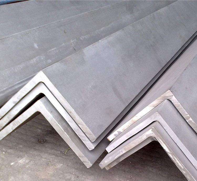 期货的上涨对镀锌角钢现货市场的提振作用十分有限
